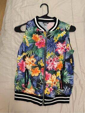 Floral Sleeveless Bomber Jacket - Multicolor